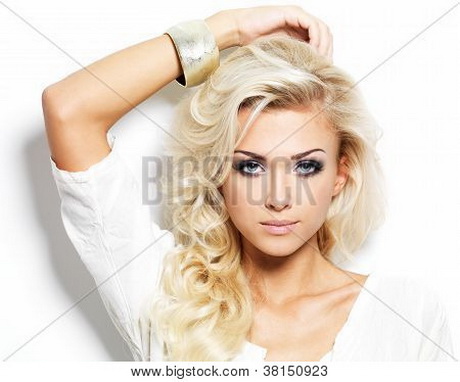 Blond krullend haar blond-krullend-haar-26-3