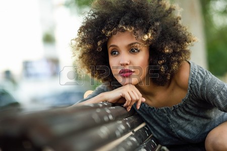 Afro kapsel vrouw afro-kapsel-vrouw-02_12