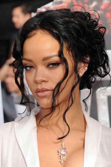 Rihanna haar rihanna-haar-59