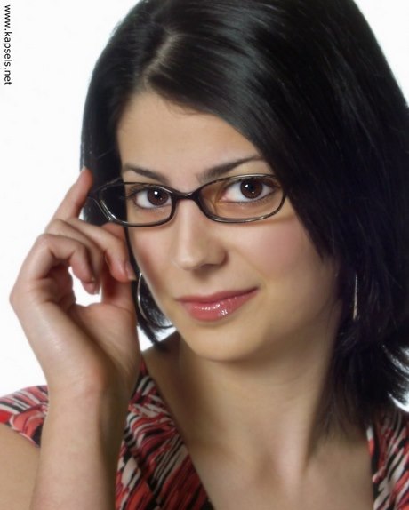 Kapsels voor vrouwen met bril kapsels-voor-vrouwen-met-bril-72_14